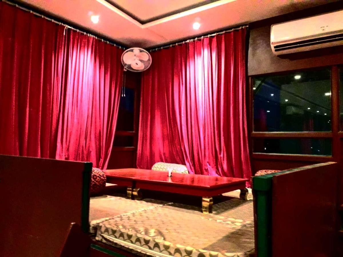 乌代浦梅瓦里别墅酒店 烏代浦 外观 照片